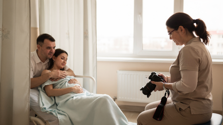 Личные границы и этика при фотосъёмке родов